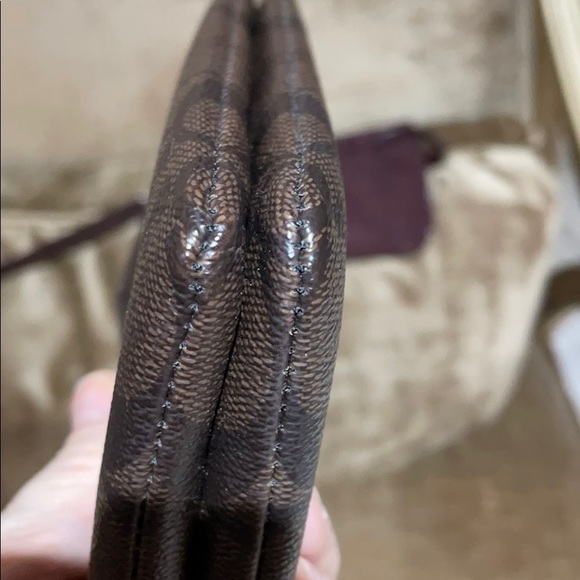 Coach wristlet brown print raspberry accents nwot - Picture 8 of 10